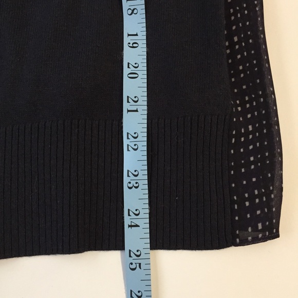 Loft sweater/top - Picture 8 of 9